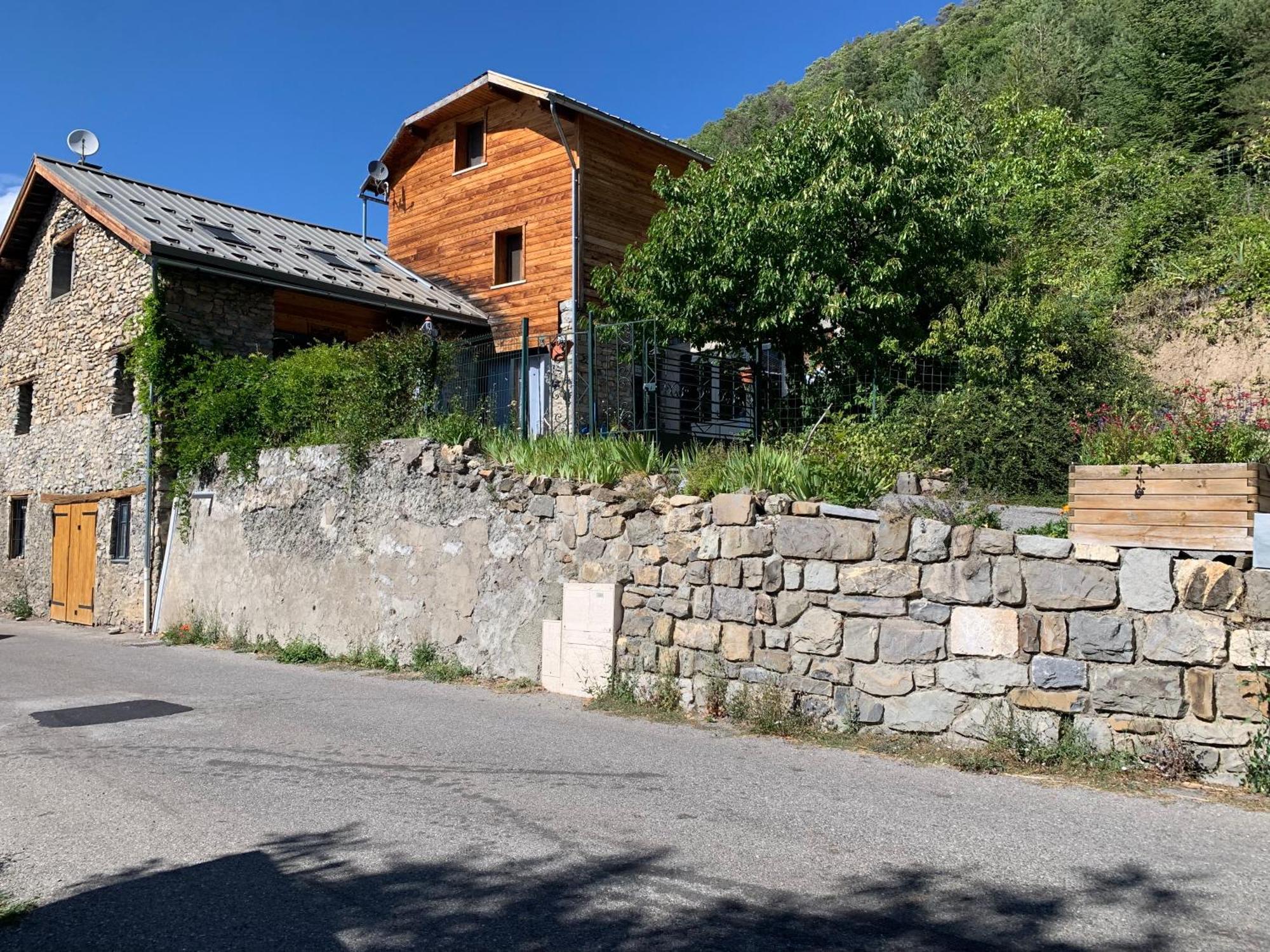 Le Petit Soleil Apartment Siguret Exterior photo